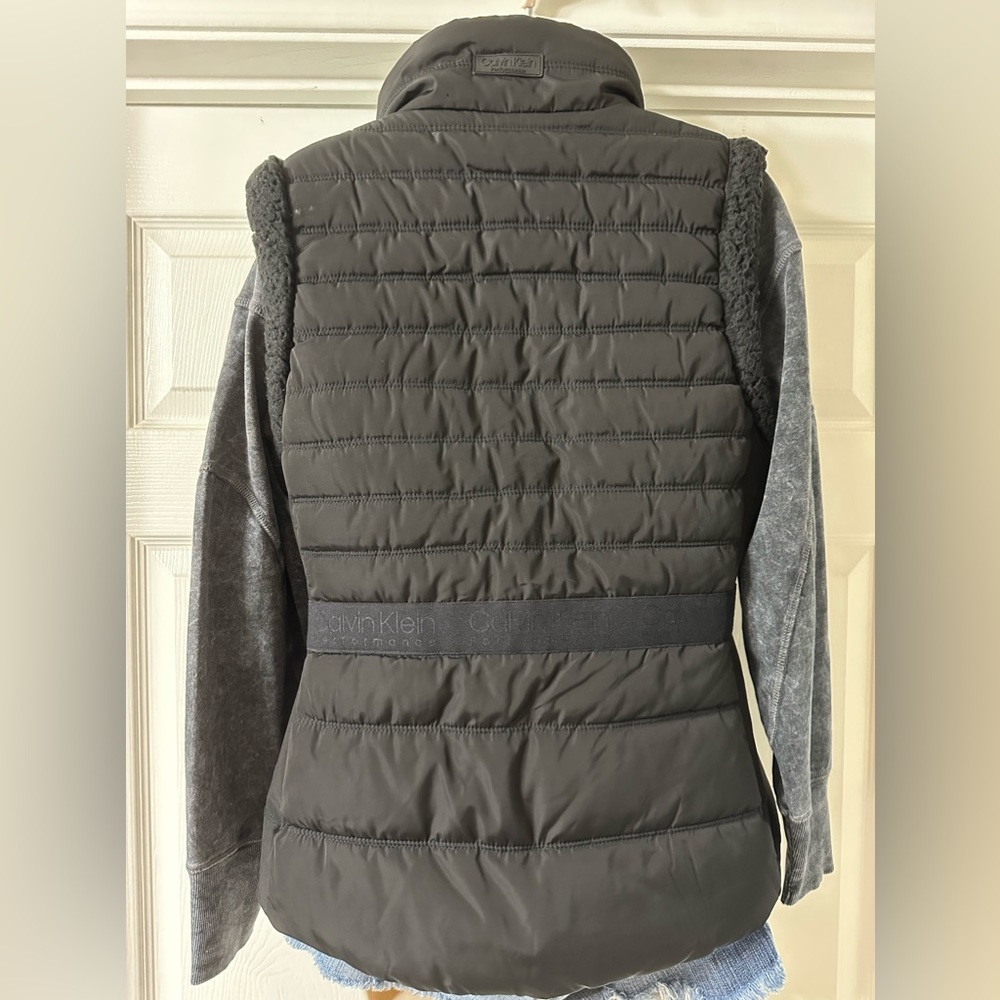 Performance Sherpa Solid Full Zip Puffer Vest. Bl… - image 2